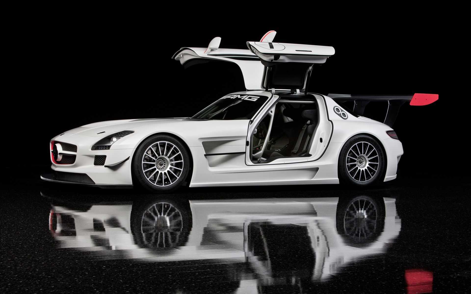 Wallpaper Mercedes  on Mercedes Benz Mercedes Car Supercars Widescreen High Hd Wallpaper
