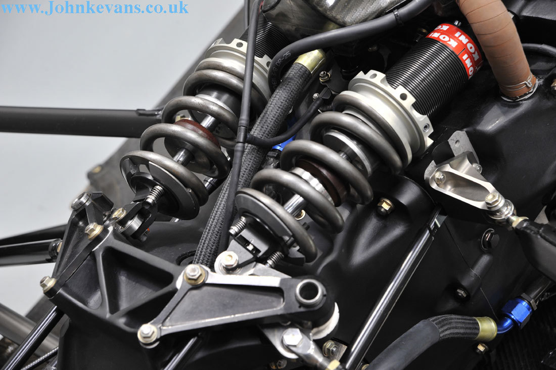 High Resolution  Wallpaper on Engine Dampers High Resolution Hd Wallpaper   Cars   Trucks   237754