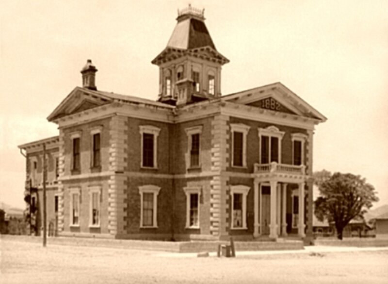 1882 courthouse building
