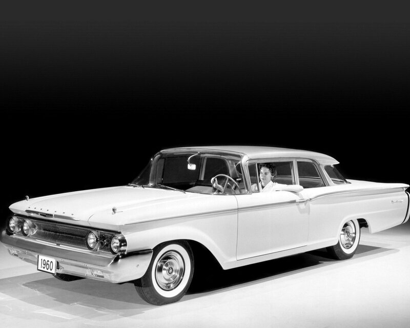 1960 Ford Galaxie sedan