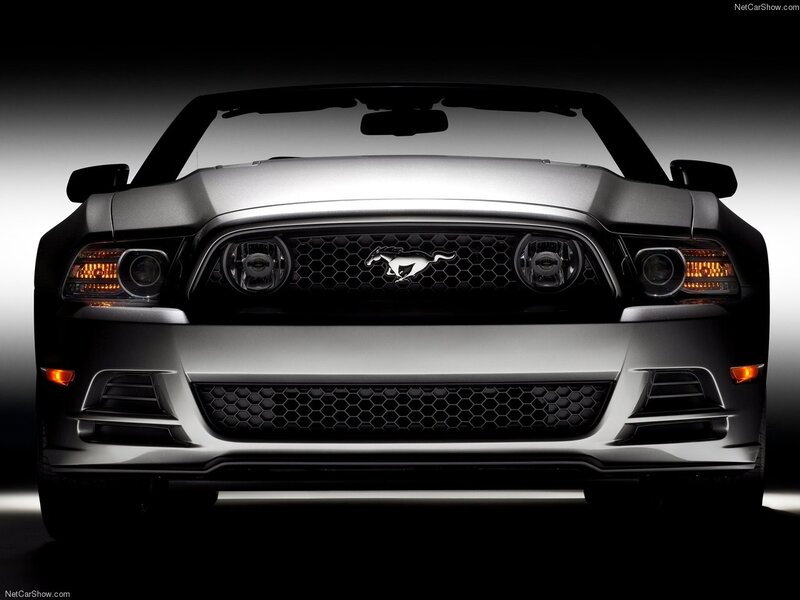 2014 Ford Mustang convertible