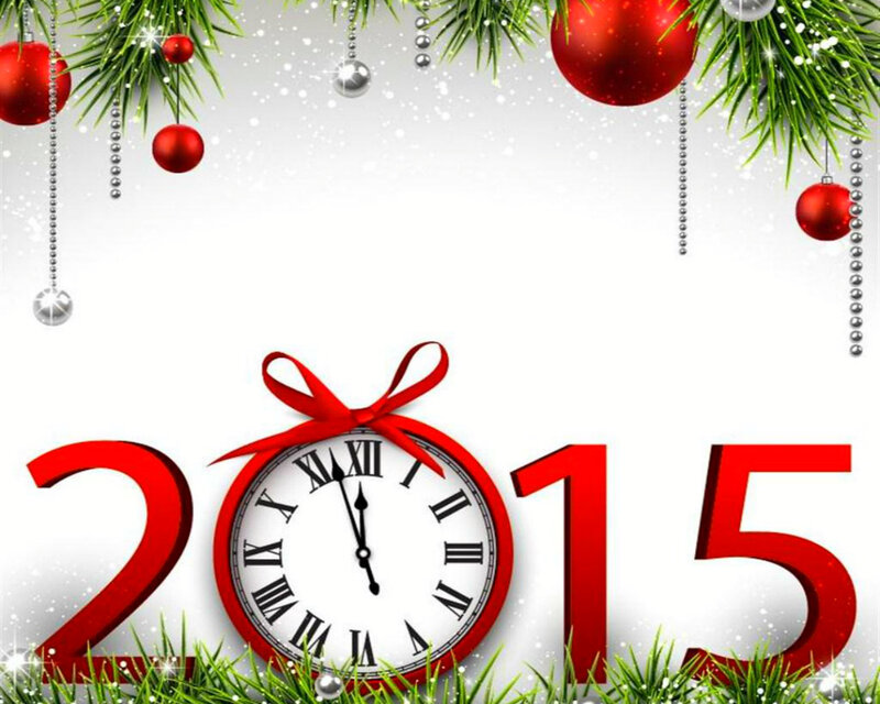 2015 Clock with Ornaments