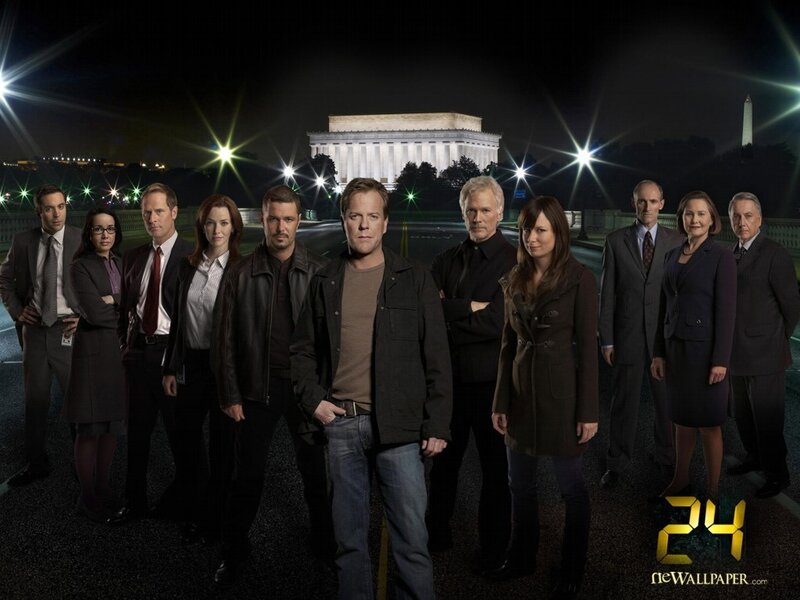 24 cast at night in Washington D.C.
