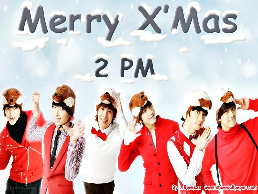 2PM Christmas group photo