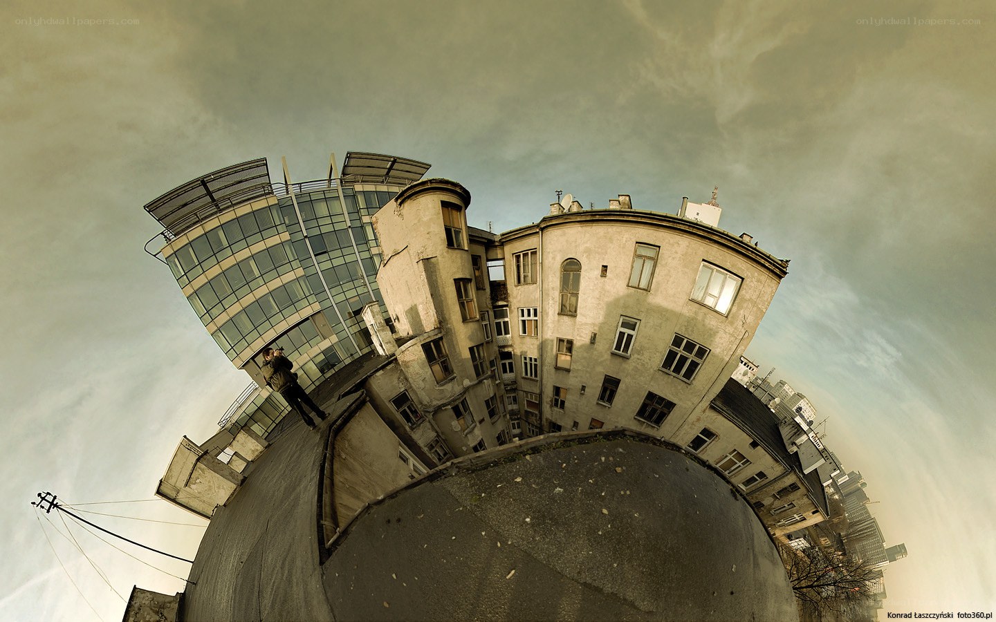 360-degree cityscape view