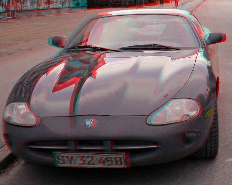 3D anaglyph sports car