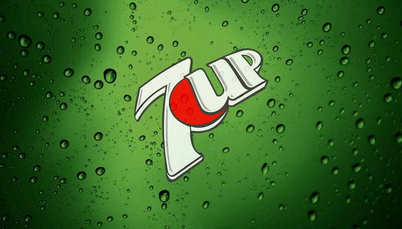 7up logo on green background