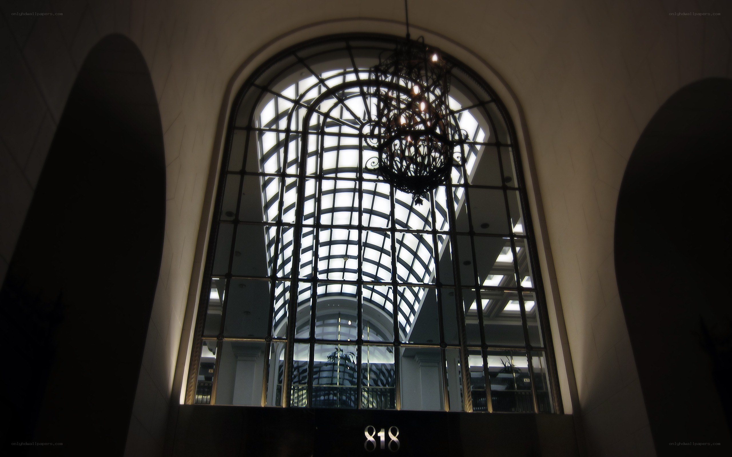 818 building entrance