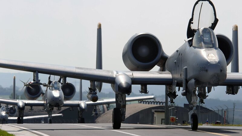 A-10 Thunderbolt II Aircraft — Gray, Neutral