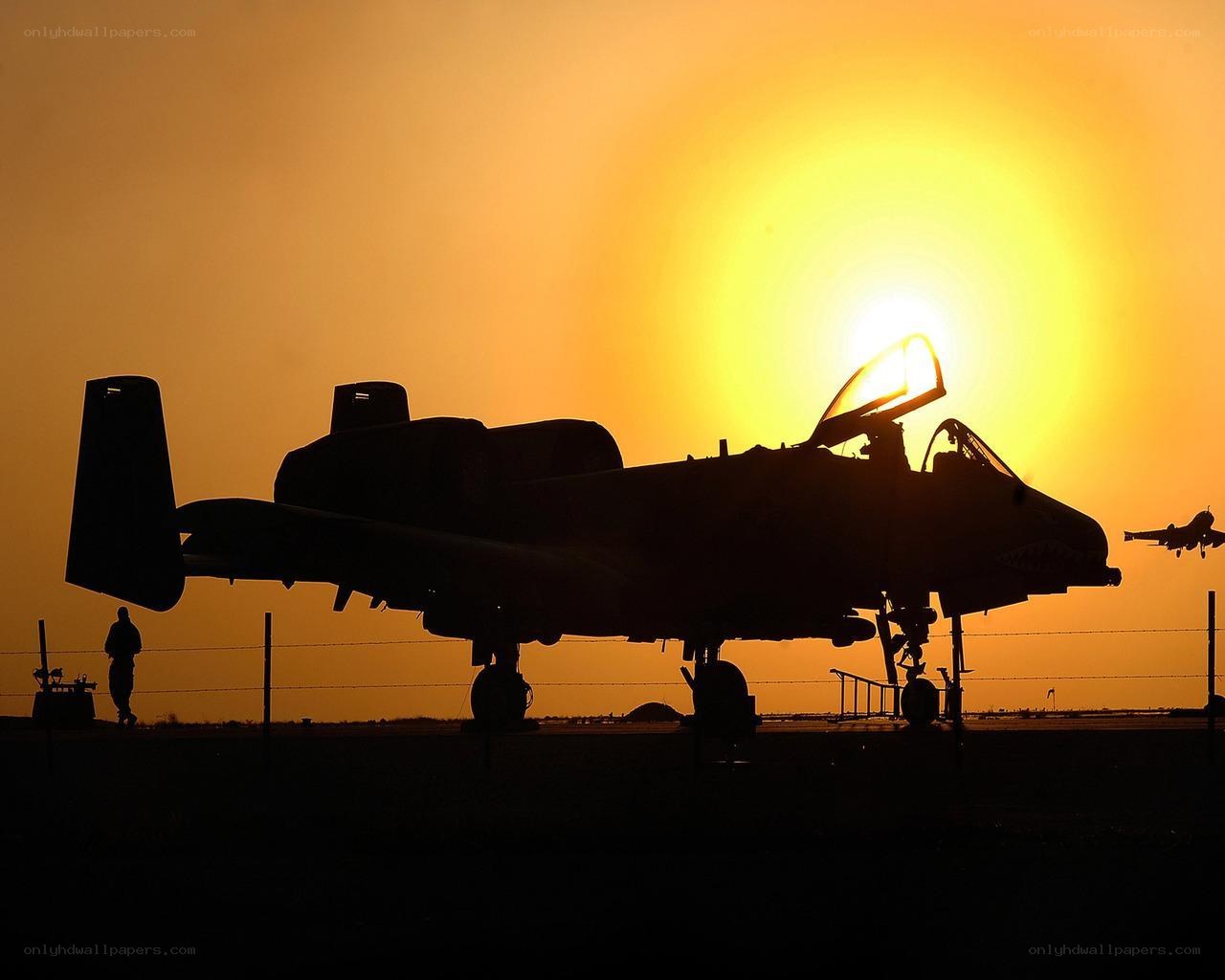 A-10 Thunderbolt II at sunset