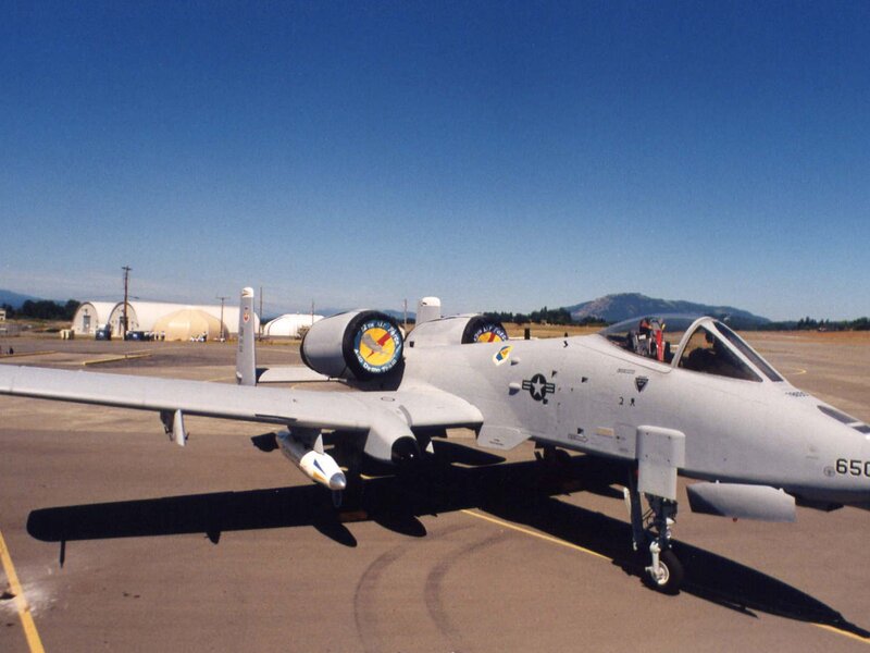 A-10 Thunderbolt II — Gray, Clear