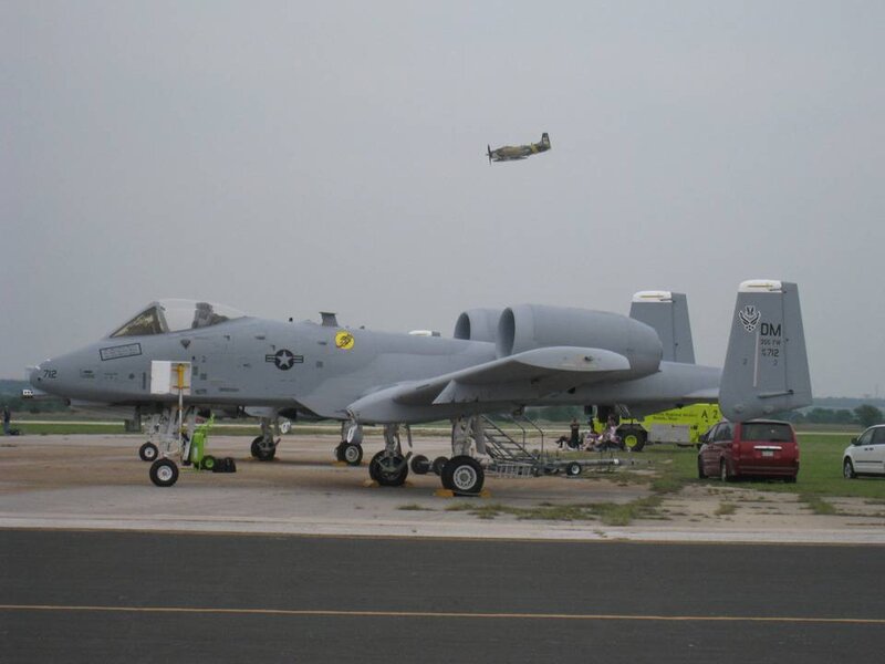 A-10 Thunderbolt II — Gray, Overcast