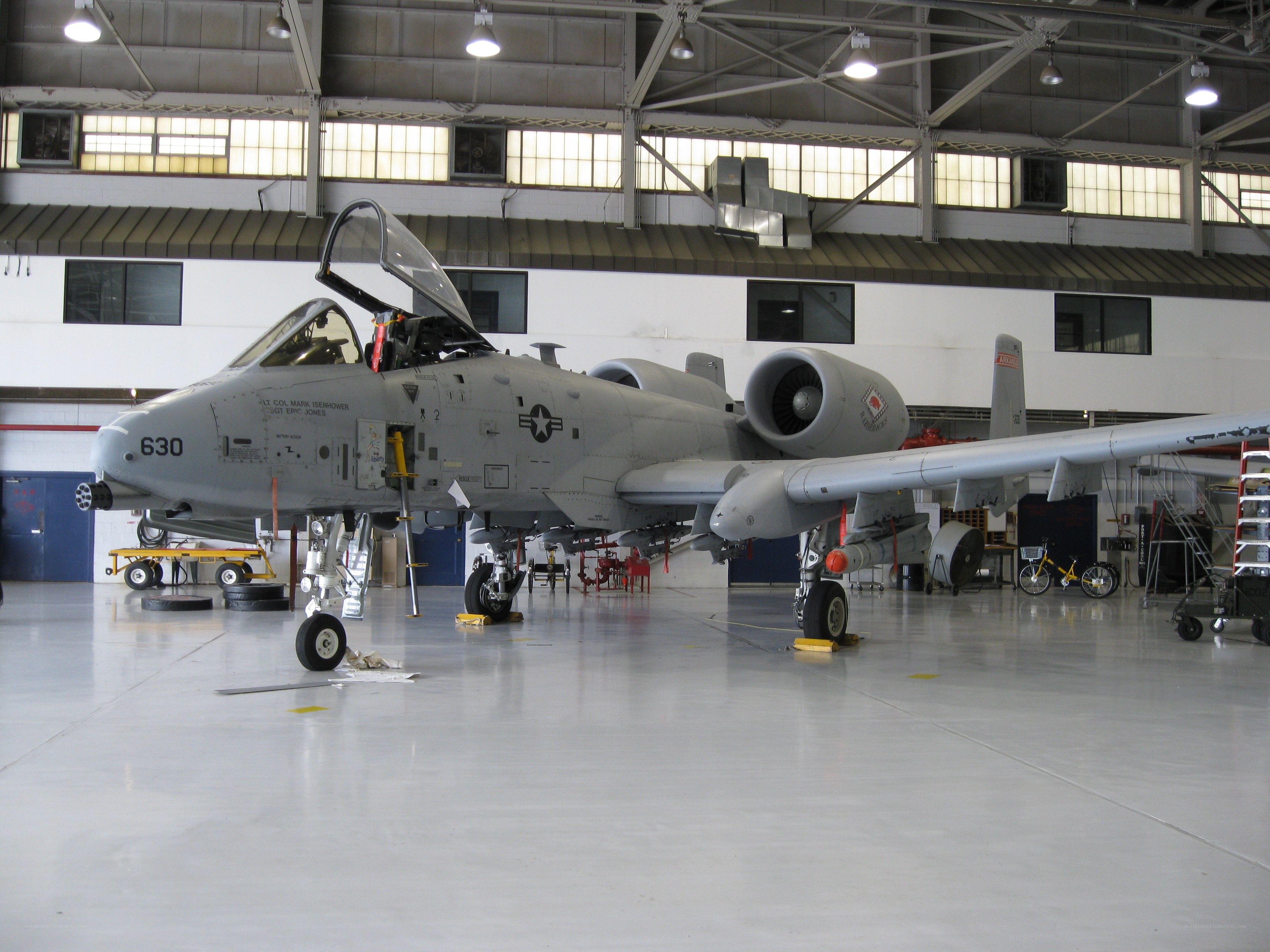A-10 Thunderbolt II in hangar