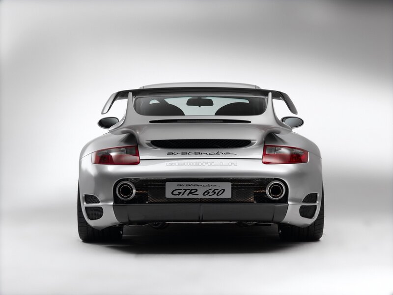 A silver Porsche GTR 650