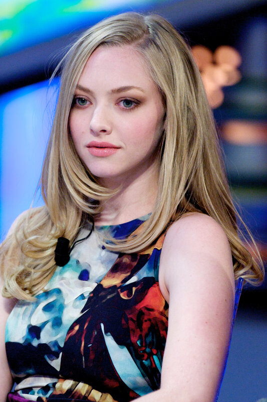 A woman with blonde hair at an event