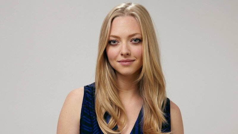 A woman with blonde hair