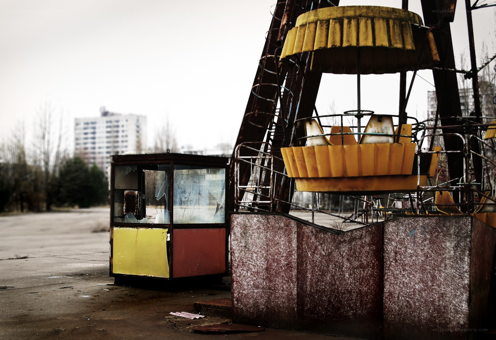 Abandoned amusement park ride