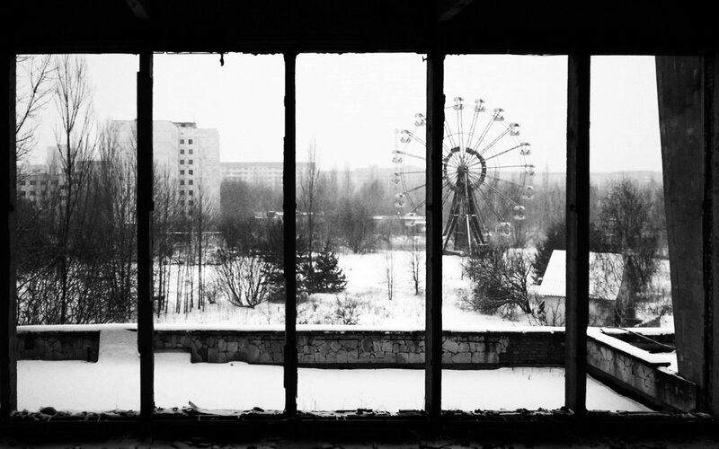 Abandoned amusement park view