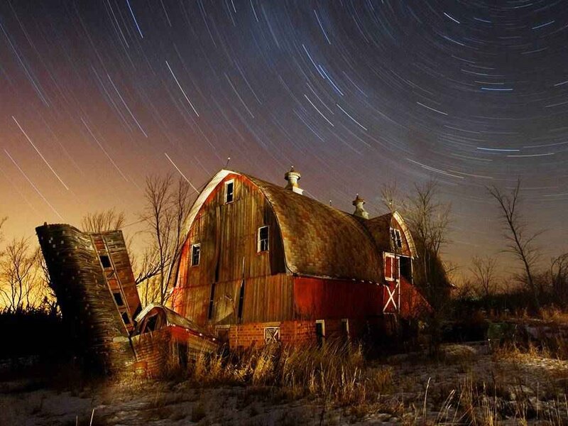 Abandoned Barn at Night — Red