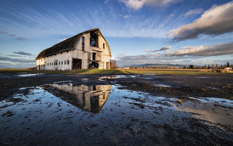 Abandoned Barn in Mud
