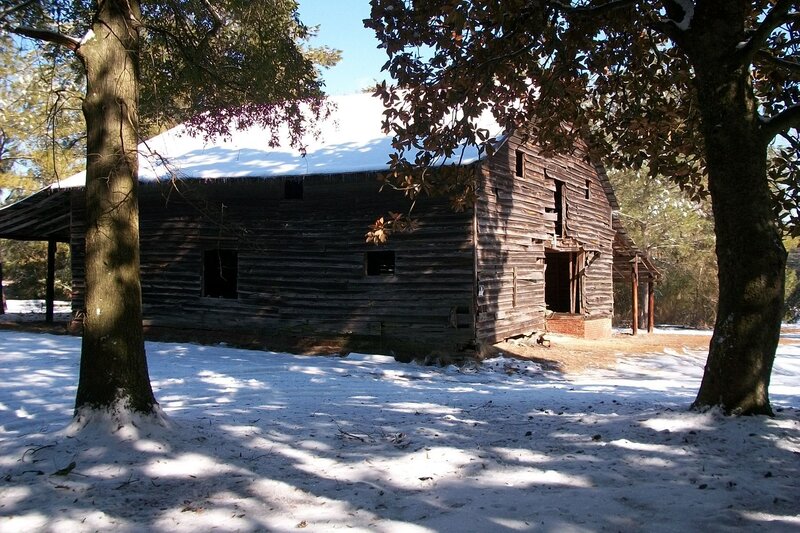 Abandoned Barn in Snow