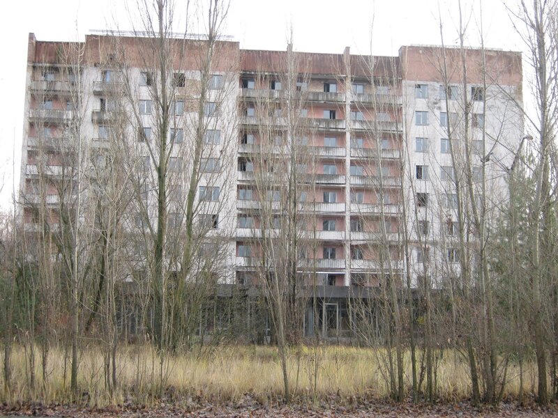 Abandoned building in winter