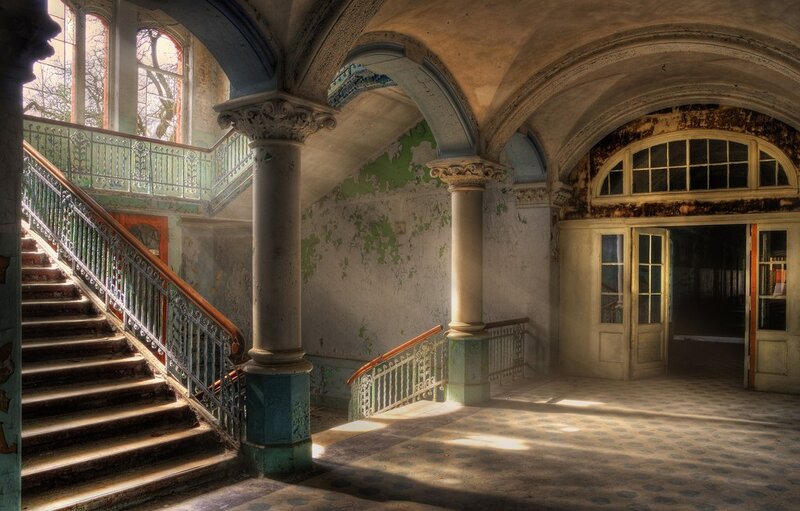Abandoned Building Interior — Beige