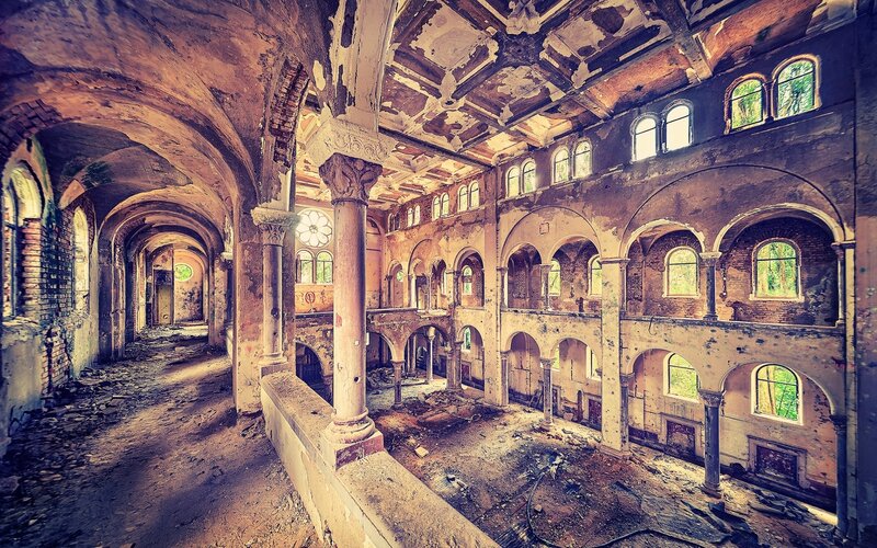 Abandoned Building Interior — Brown, Dramatic