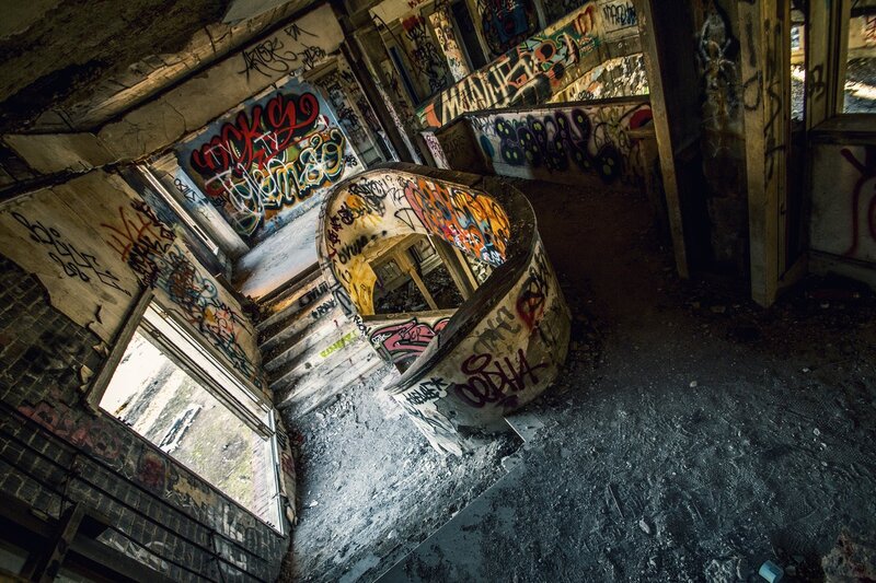 Abandoned Building Interior — Gray, Dramatic