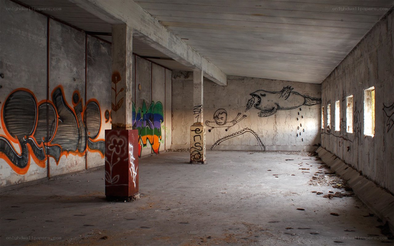 Abandoned building with graffiti