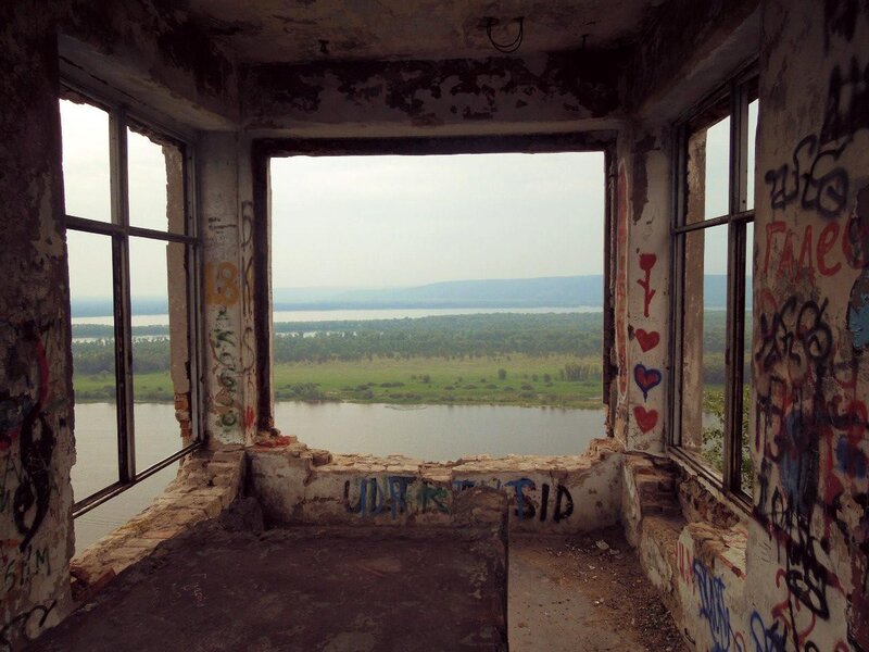 Abandoned building with river view
