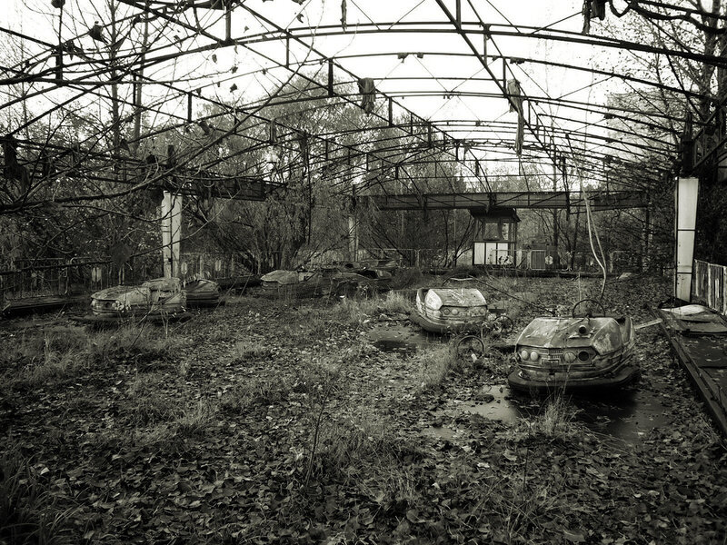Abandoned bumper cars
