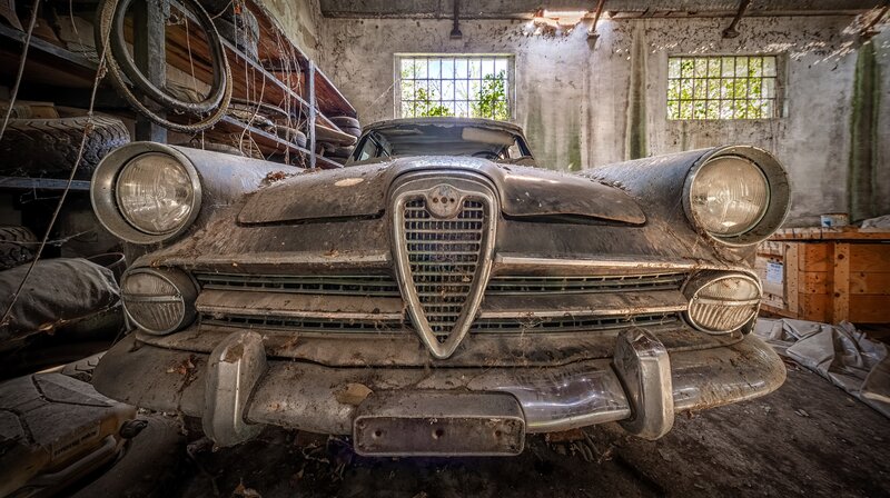 Abandoned Car in Garage — Gray