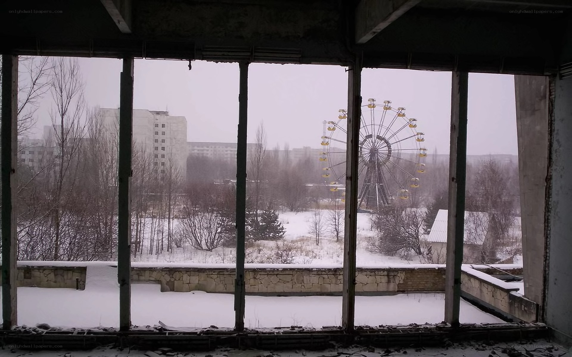 Abandoned city with ferris wheel