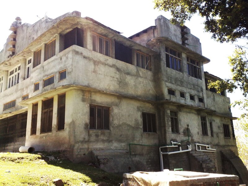 Abandoned Concrete Building — Gray