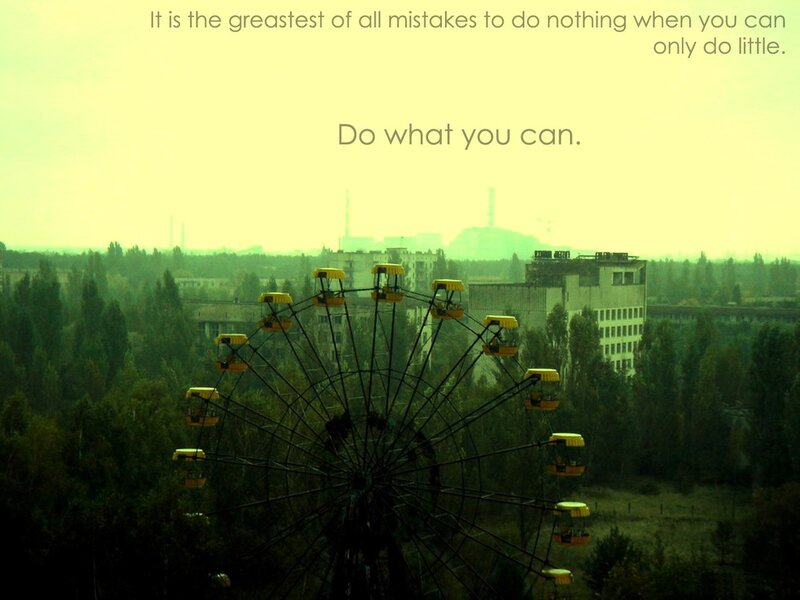 Abandoned Ferris Wheel — Green