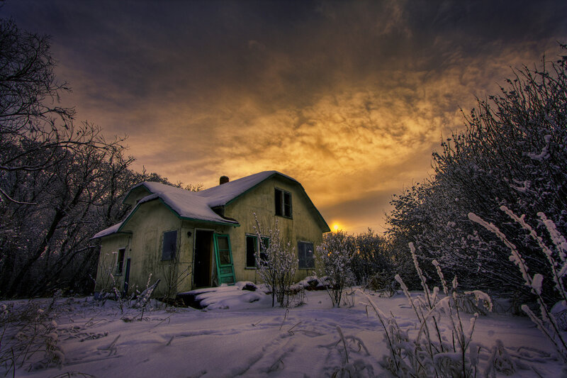 Abandoned House in Snow — Yellow