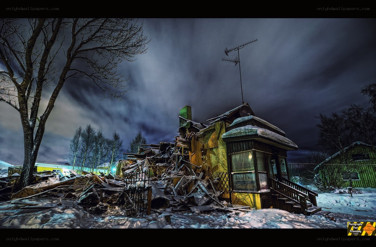 Abandoned house in winter