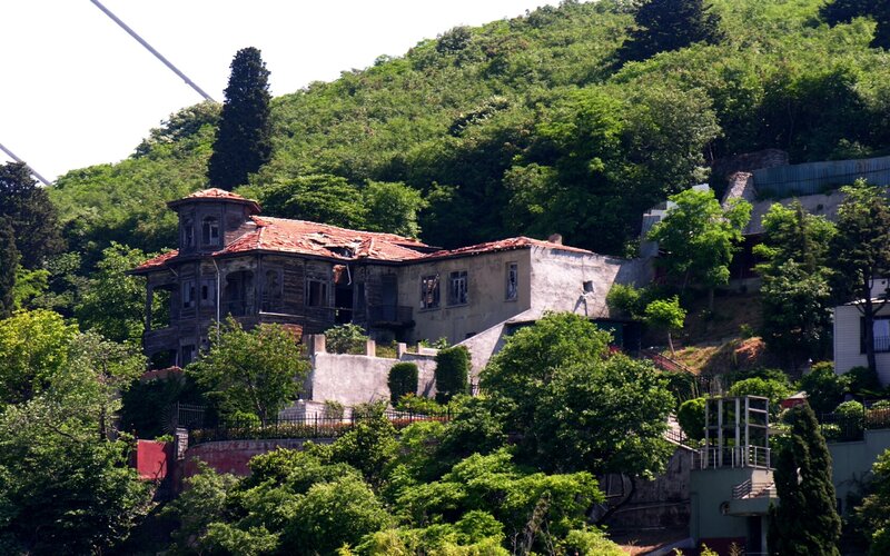 Abandoned house on a hillside