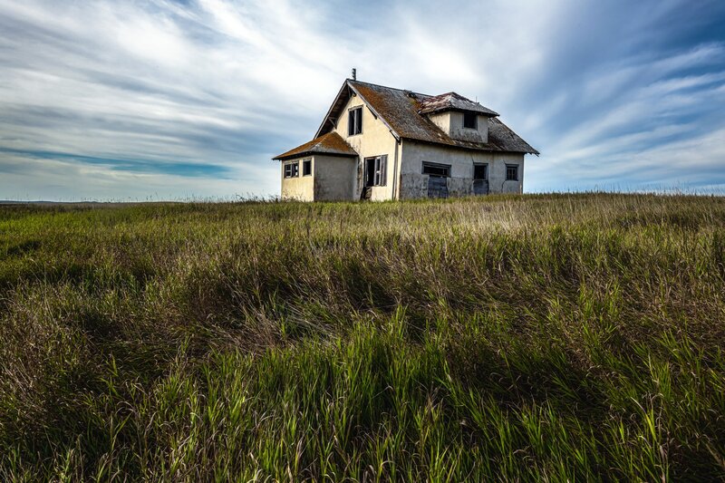 Abandoned House on Hill — Green, Dramatic, Afternoon, Photograph