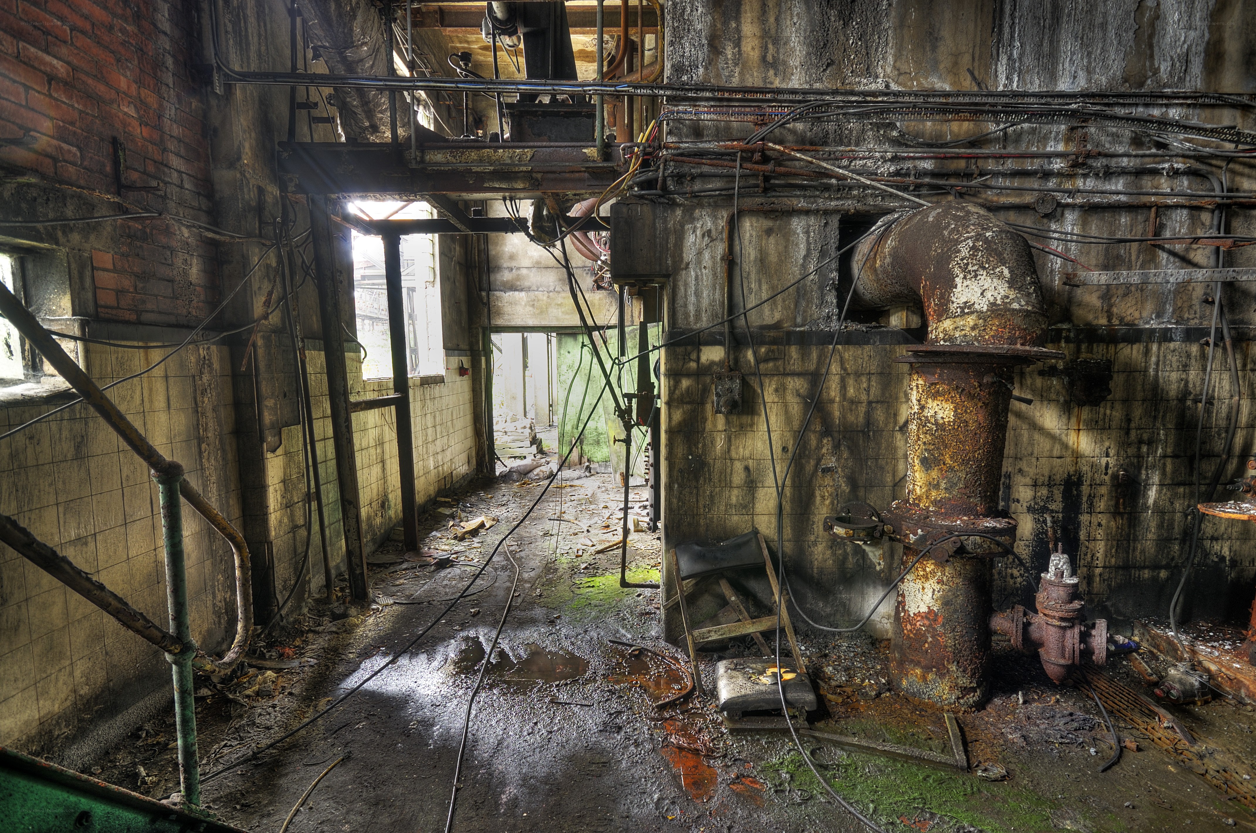 Abandoned industrial corridor