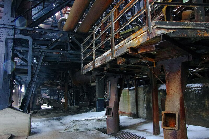 Abandoned Industrial Interior — Gray, Desolate