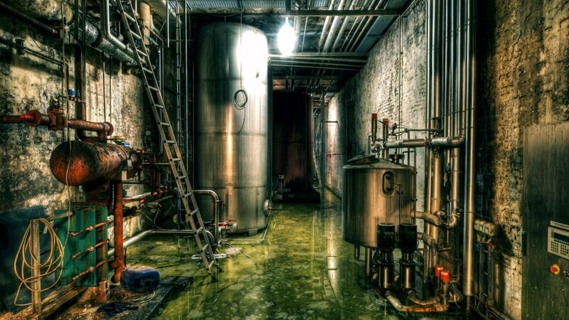 Abandoned Industrial Room — Green