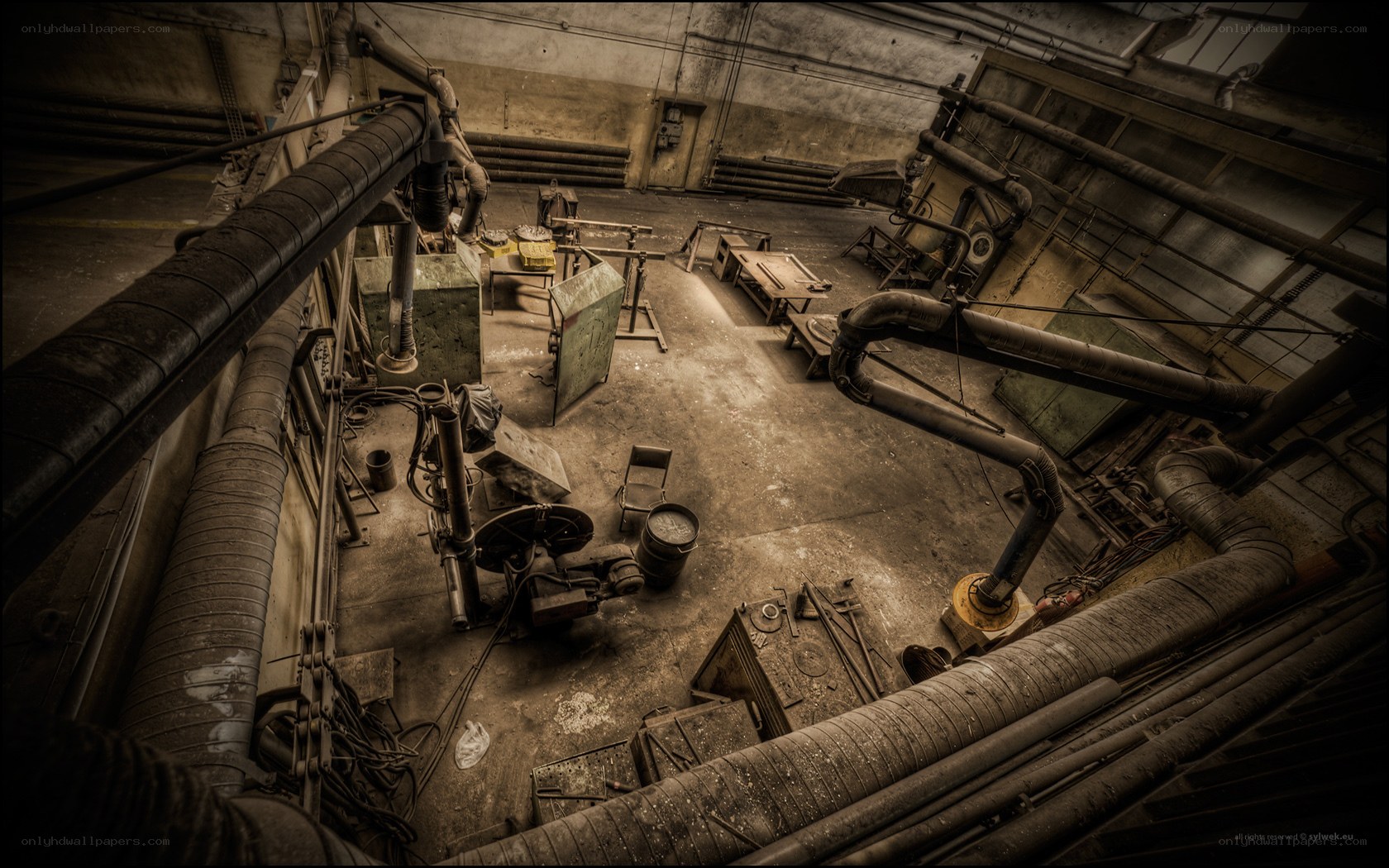 Abandoned industrial workshop