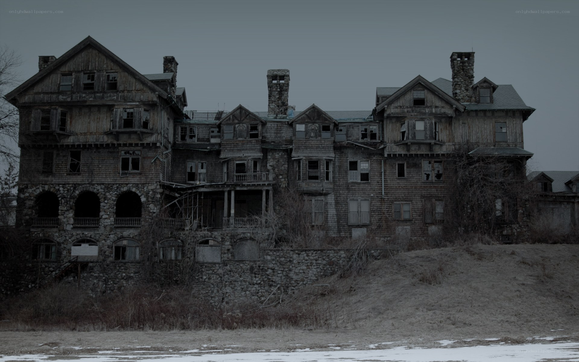 abandoned mansion in winter
