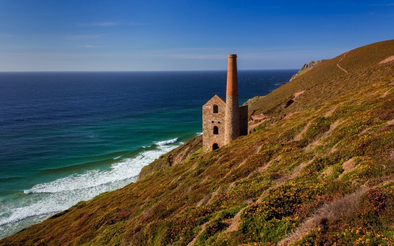 Abandoned Mine Building — Blue, Serene