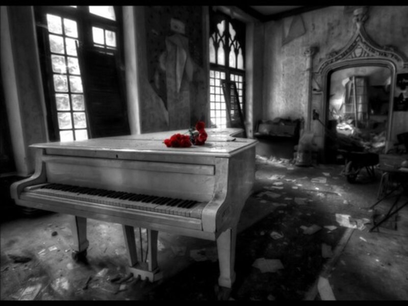 Abandoned Piano in Ruin — Black