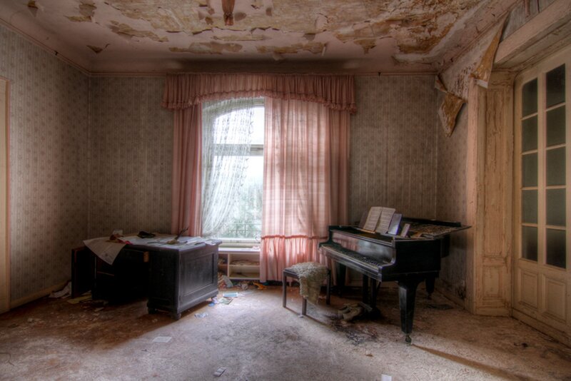 Abandoned Piano Room
