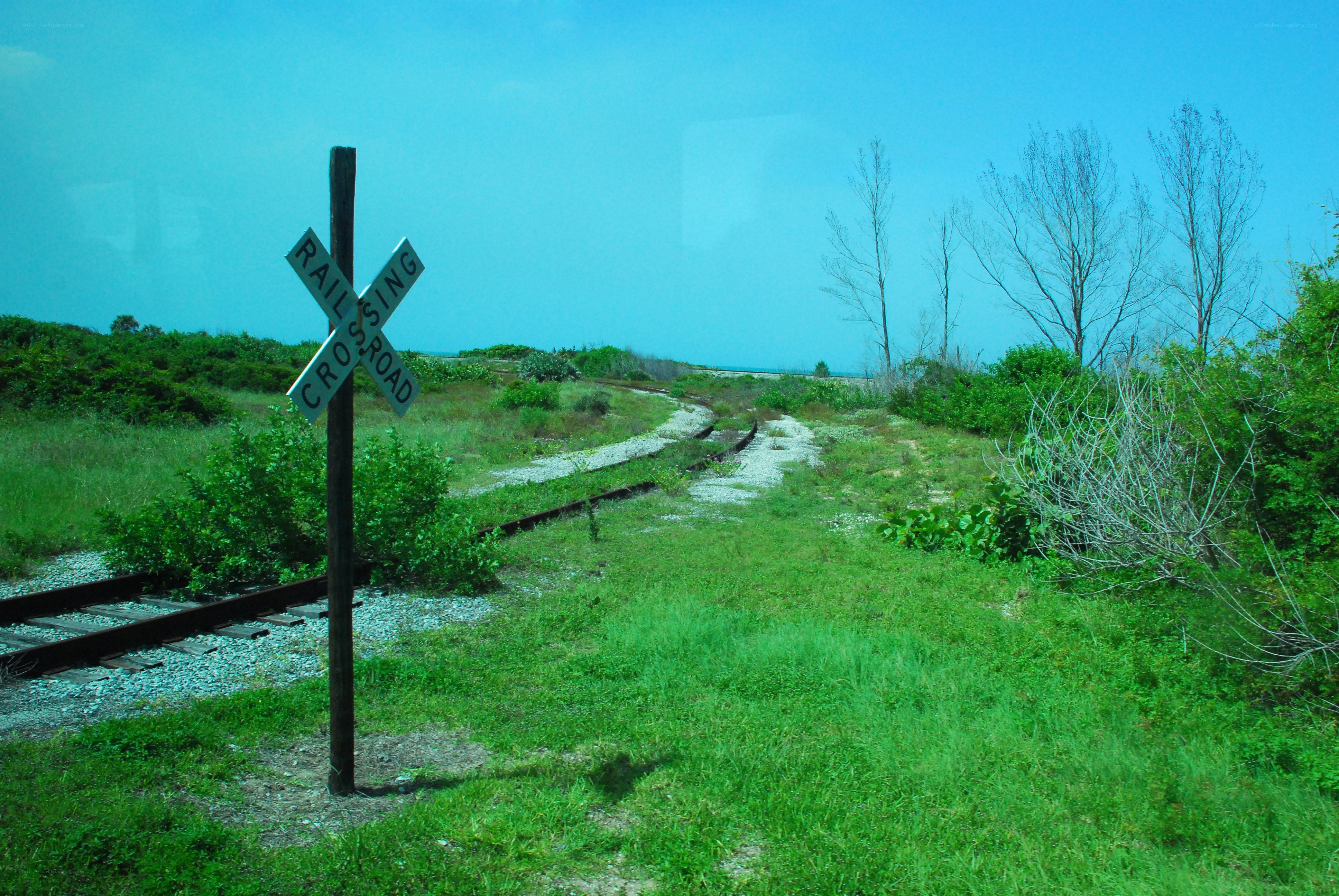 Abandoned railroad crossing sign