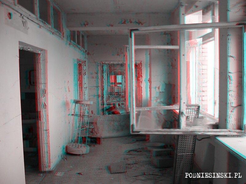 abandoned room with anaglyph effect